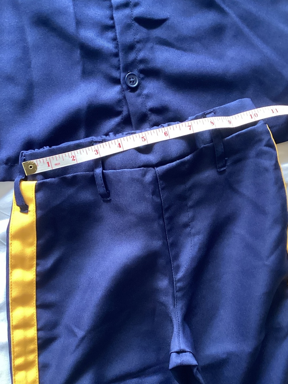Spirit Deluxe Police Officer Costume - Navy Blue - Picture 12 of 14